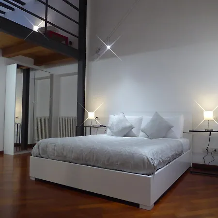 Giudei House * بولونيا